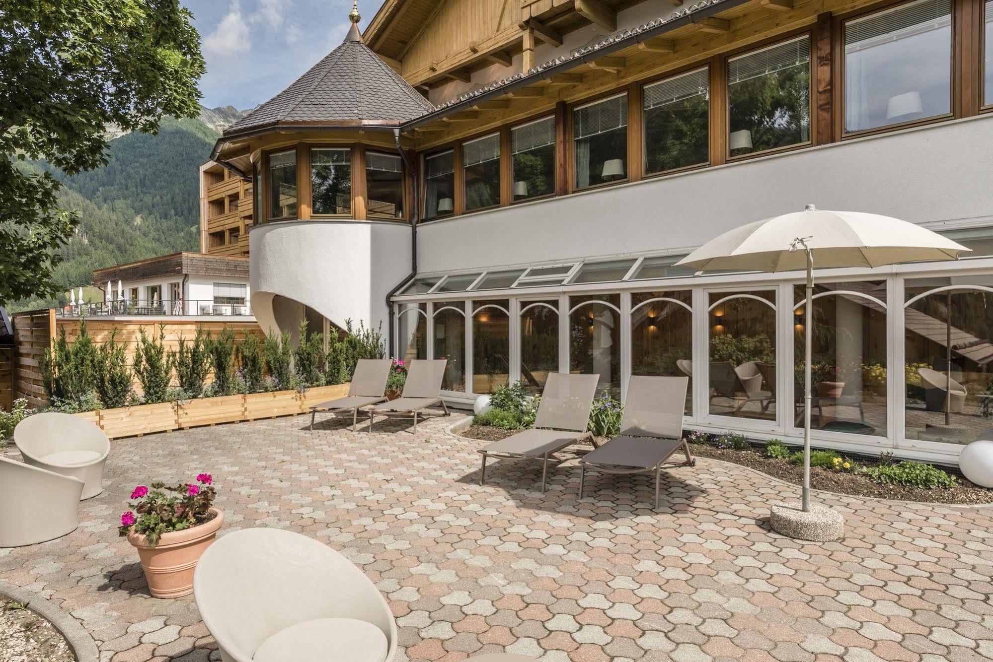 Bed & Breakfast Abis - Dolomites Rio di Pusteria Eksteriør bilde